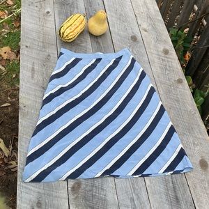 Silk Banana Republic skirt 🦋